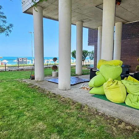 Amara Butik On The First Line شقة *