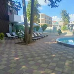Apartament Amara Butik On The First Line Rawda
