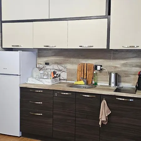 Amara Butik On The First Line * Ravda