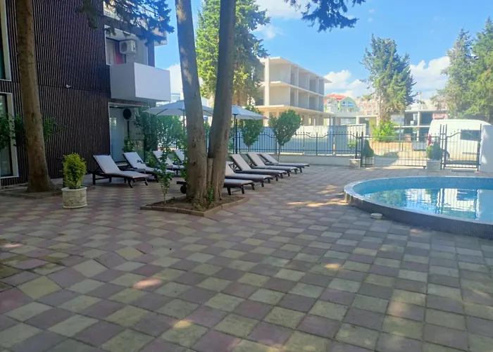 Apartament Amara Butik On The First Line Rawda